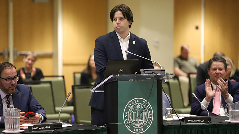 Aaron Keathley was invited to speak to the Board of Governors during their April meeting. The senior talked for one minute and thanked the Office of Fellowships for their assistance in him receiving the Marshall Scholarship.