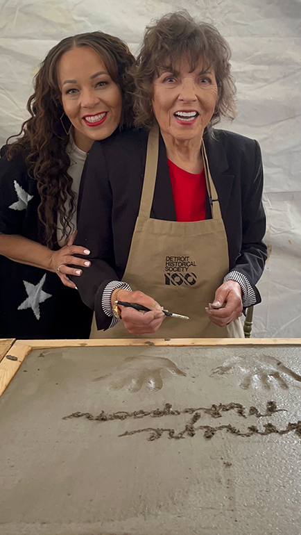 Amyre Makupson and her mother during the former broadcaster’s induction into Legends Plaza at the Detroit Historical Museum on April 29, 2023.