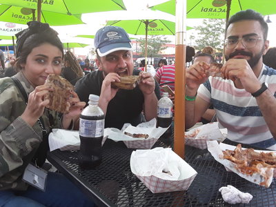 IYLEP students having dinner