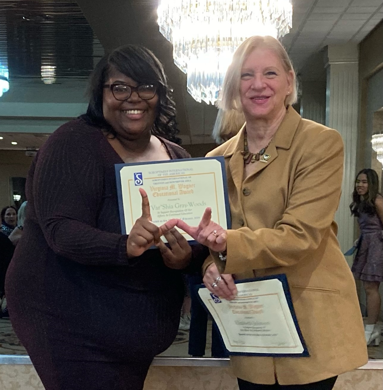 El Johnson (R) and Ov’Var’Shia Gray-Woods (L) recipients of the Virginia M. Wagner Educational Award