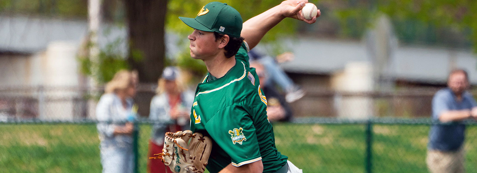Karter Fitzpatrick throwing a pitch in a Wayne State baseball game