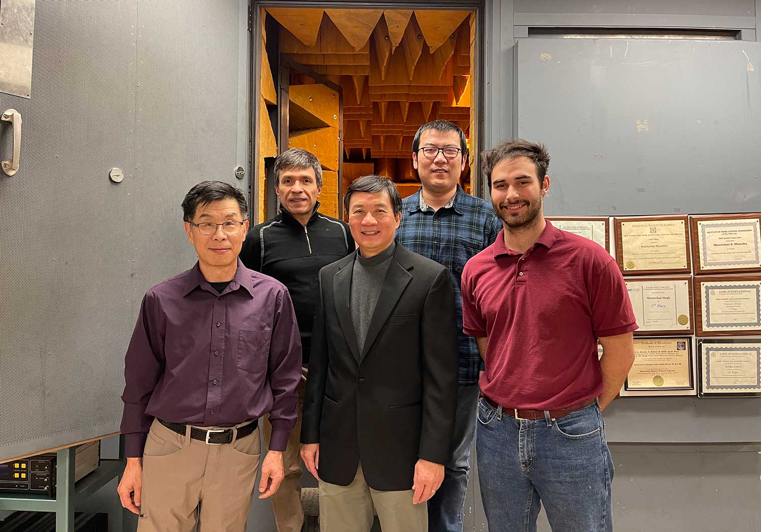 Sean Wu and his research team