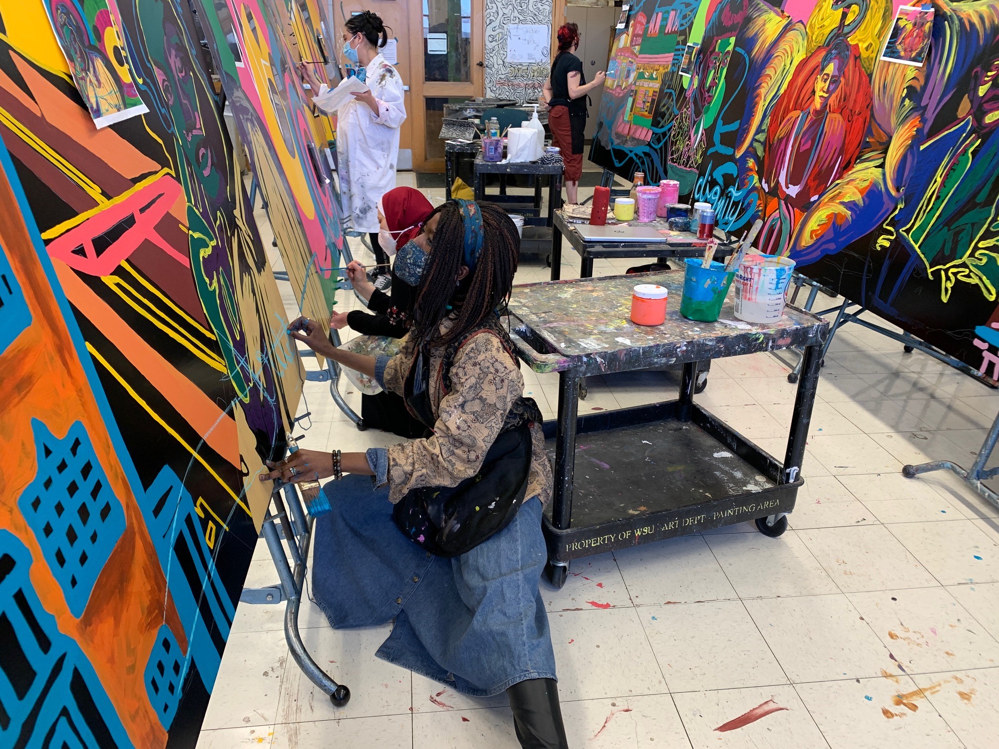 Mural painting class brings together art, medicine and the humanities at  WSU - School of Medicine News - Wayne State University