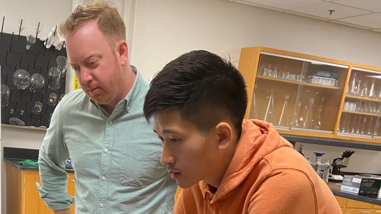 Brendan O'Leary, Ph.D. (left), postdoctoral trainee at WSU, and Herman Tay (right), trainee at University of Kentucky, were awarded the prestigious K.C. Donnelly Externship from the NIEHS SRP.
